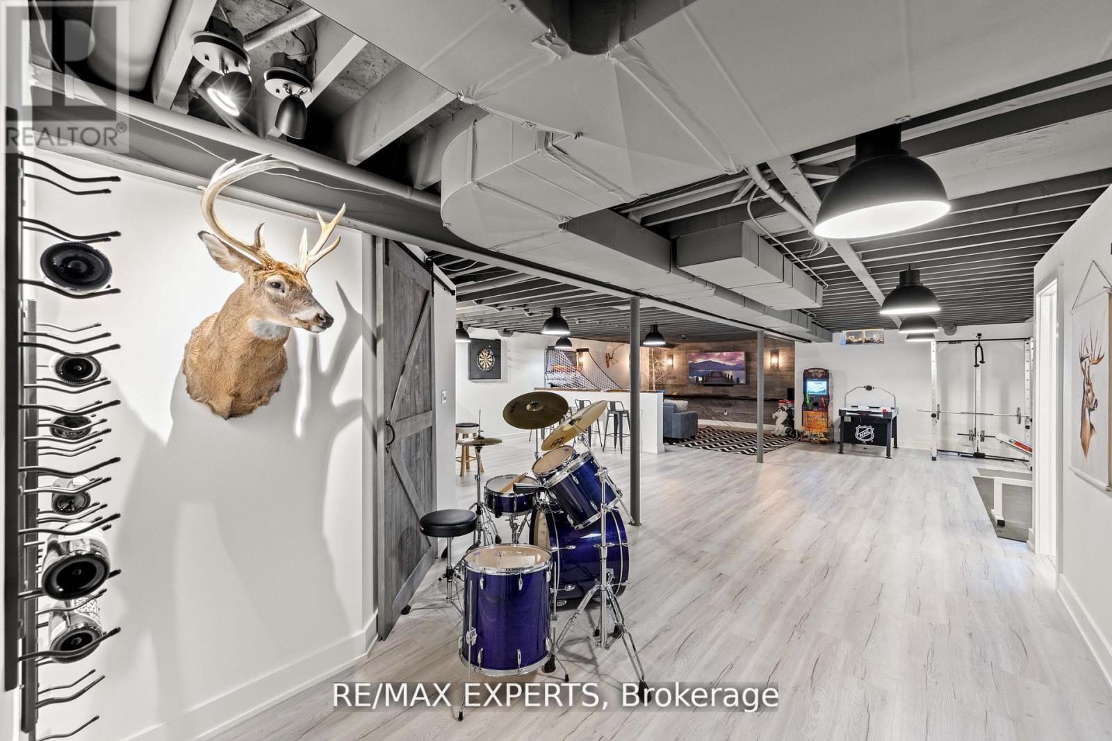 48 Manor Glen Crescent, East Gwillimbury, Ontario  L0G 1M0 - Photo 35 - N12936420