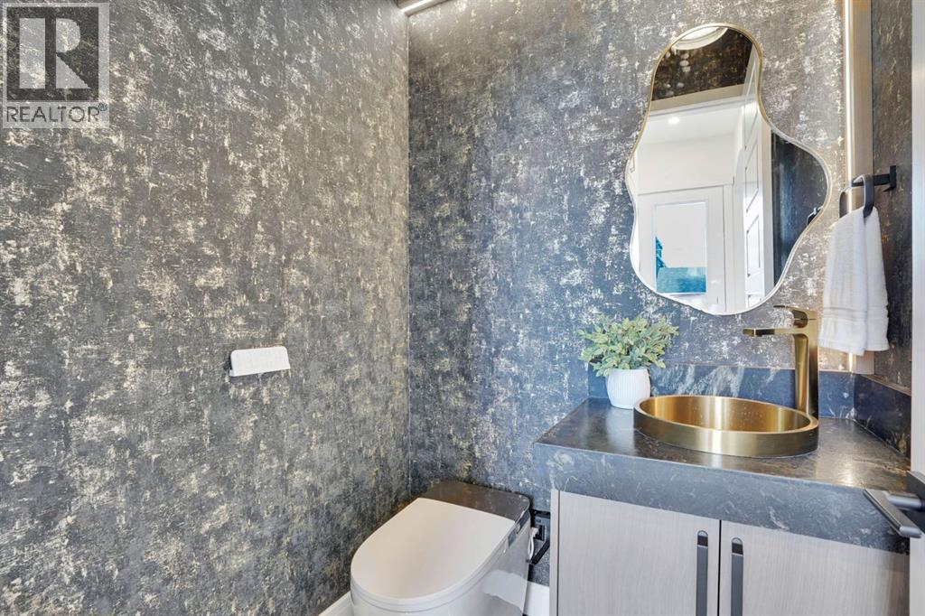 2012 35 Street SW, Calgary, Alberta  T3E 2X6 - Photo 19 - A2304128