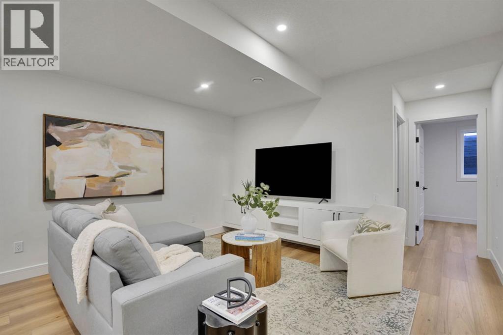 2012 35 Street SW, Calgary, Alberta  T3E 2X6 - Photo 40 - A2304128