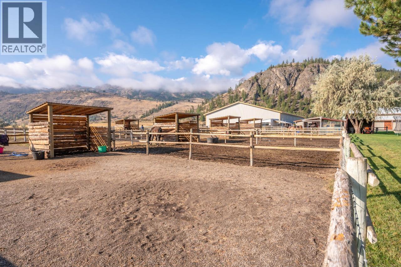 300 Jones Way Road, Oliver, British Columbia  V0H 1T5 - Photo 55 - 10384714