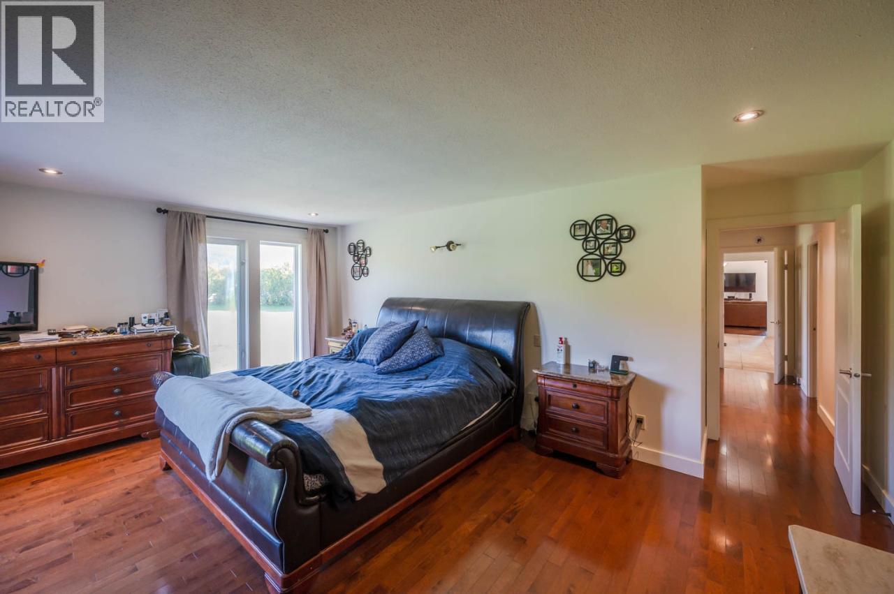 300 Jones Way Road, Oliver, British Columbia  V0H 1T5 - Photo 36 - 10384606