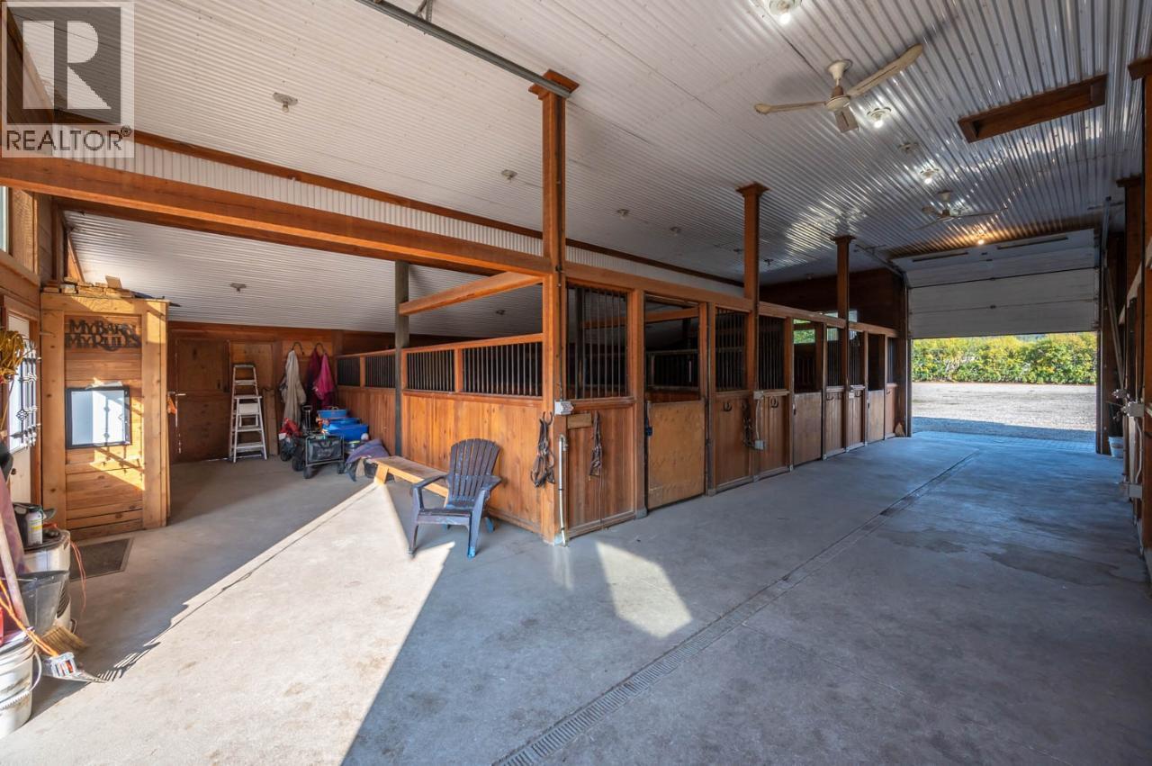 300 Jones Way Road, Oliver, British Columbia  V0H 1T5 - Photo 6 - 10384606