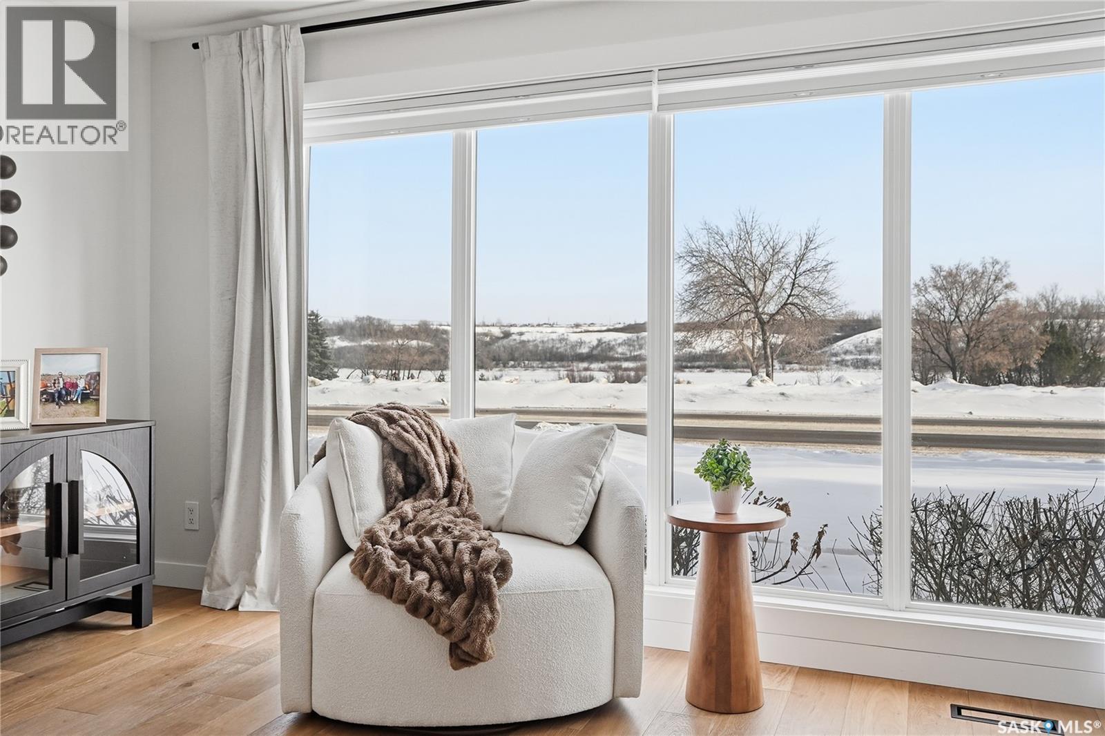 115 Whiteswan Drive, Saskatoon, Saskatchewan  S7K 4M5 - Photo 3 - SK027812