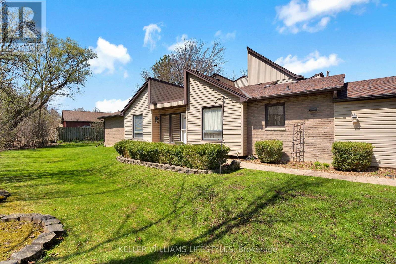 695 WOODCREST BOULEVARD, London South, Ontario