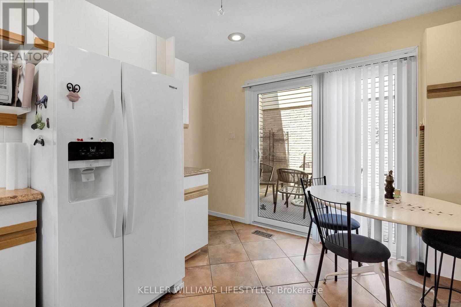 695 Woodcrest Boulevard, London South, Ontario  N6K 1P8 - Photo 10 - X13040390