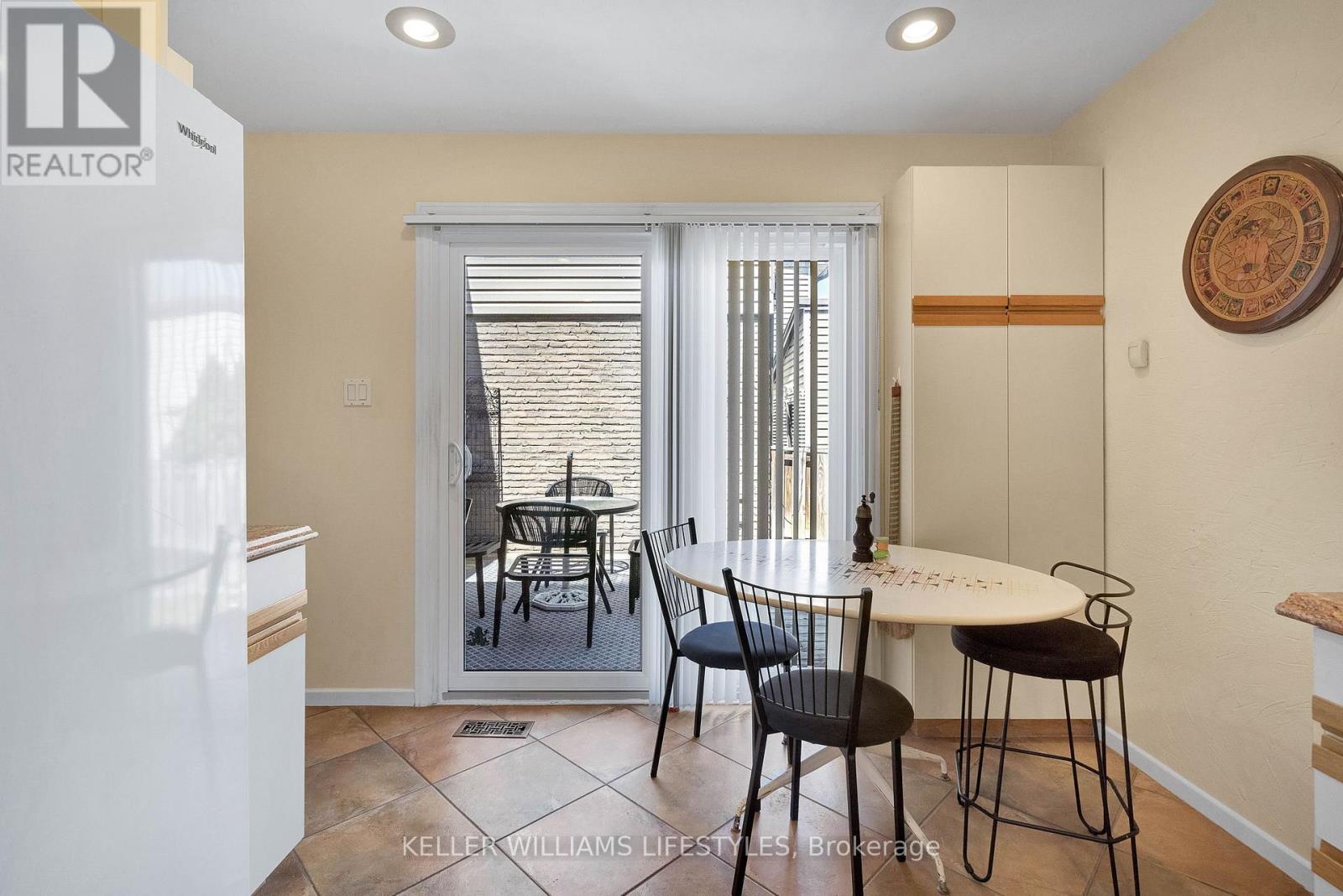 695 Woodcrest Boulevard, London South, Ontario  N6K 1P8 - Photo 11 - X13040390