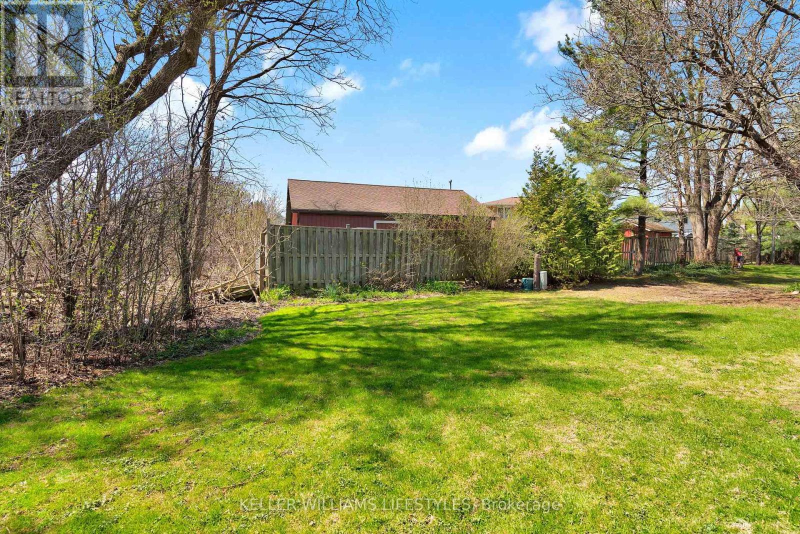 695 Woodcrest Boulevard, London South, Ontario  N6K 1P8 - Photo 36 - X13040390