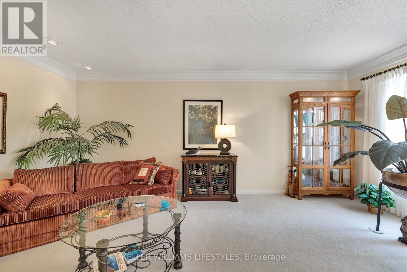 695 Woodcrest Boulevard, London South, Ontario  N6K 1P8 - Photo 4 - X13040390