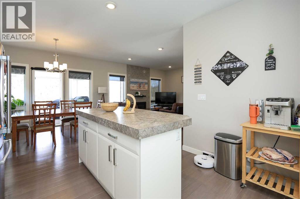 137 Coachman Way, Blackfalds, Alberta  T4M 0B4 - Photo 15 - A2304697