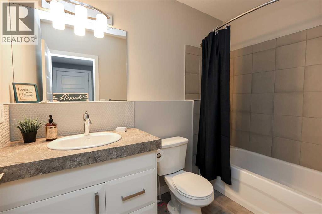 137 Coachman Way, Blackfalds, Alberta  T4M 0B4 - Photo 35 - A2304697
