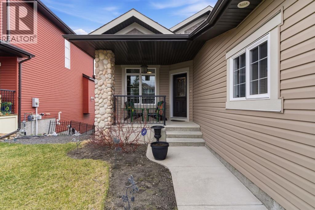 135 Jumping Pound Terrace, Cochrane, Alberta  T4C 0K6 - Photo 6 - A2303597