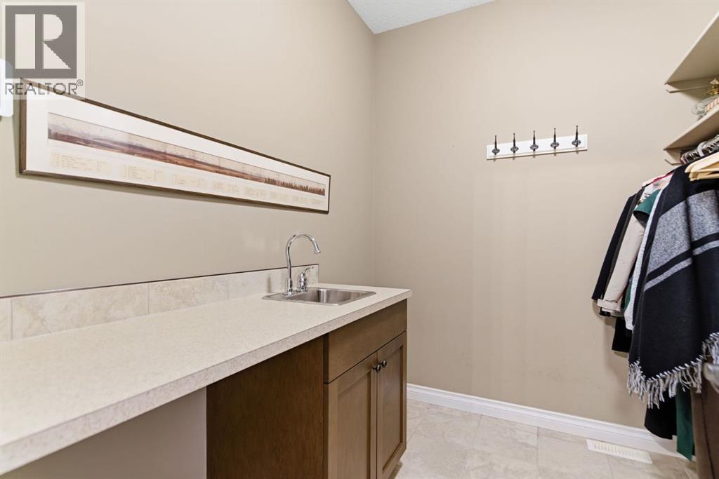 135 Jumping Pound Terrace, Cochrane, Alberta  T4C 0K6 - Photo 29 - A2303597