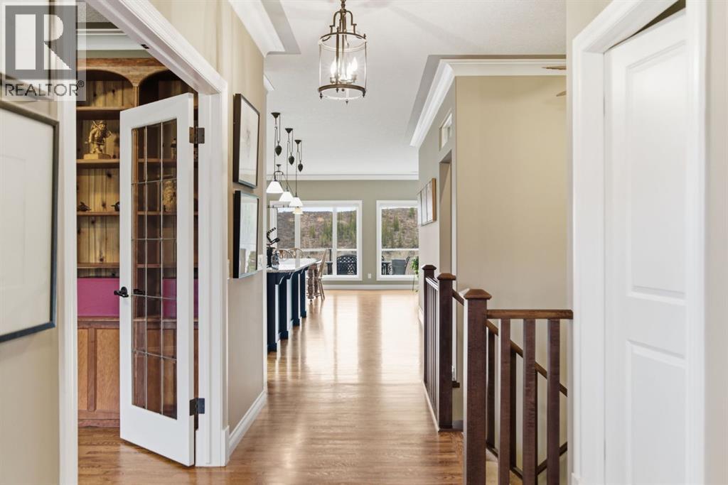 135 Jumping Pound Terrace, Cochrane, Alberta  T4C 0K6 - Photo 8 - A2303597