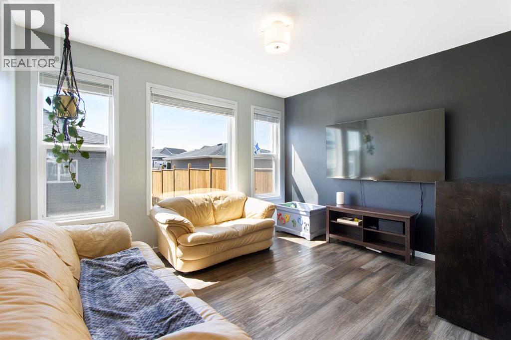 127 Ellen Road, Crossfield, Alberta  T0M 0S0 - Photo 8 - A2303819