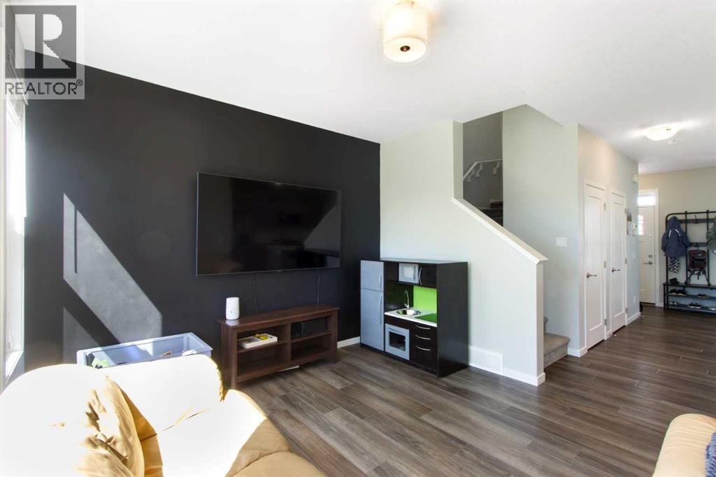 127 Ellen Road, Crossfield, Alberta  T0M 0S0 - Photo 9 - A2303819