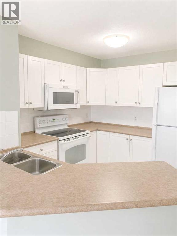 1406, 505 Railway Street W, Cochrane, Alberta  T4C 2K9 - Photo 3 - A2303842