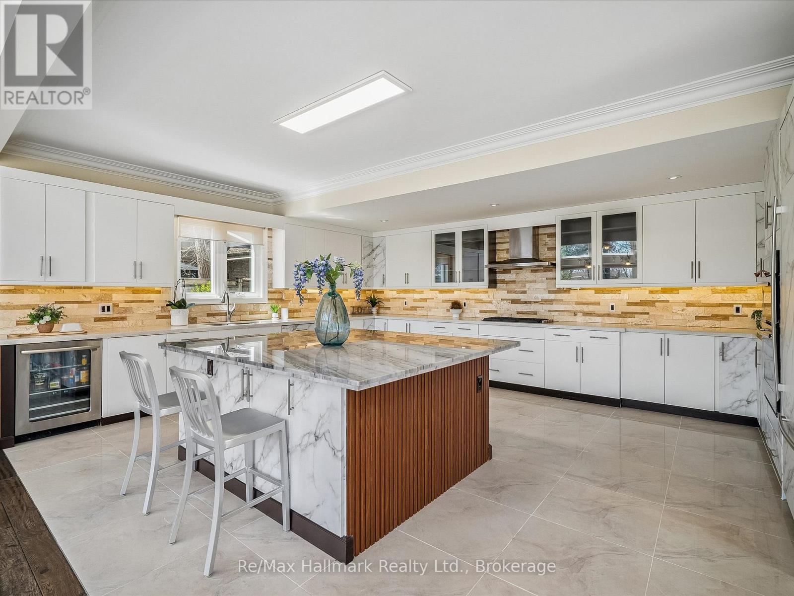 1508 Oakhill Drive, Oakville, Ontario  L6J 1Y5 - Photo 11 - W13040216