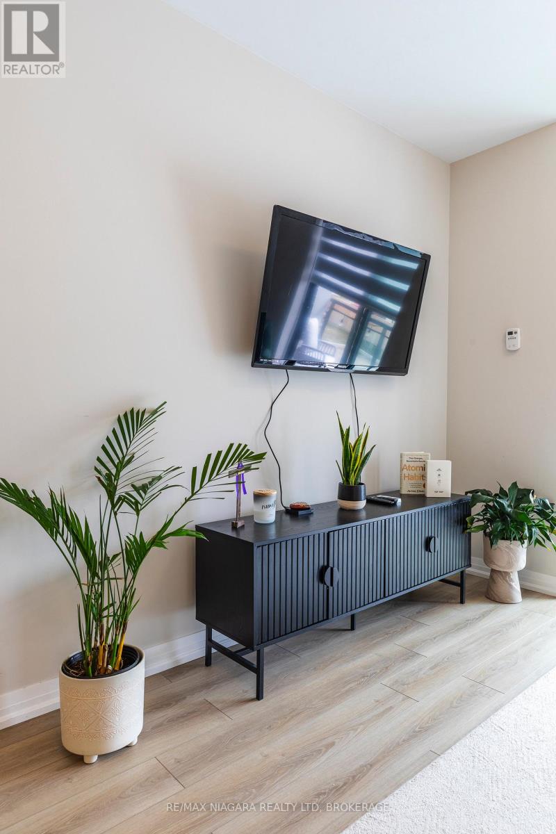 208 - 120 Springvalley Crescent, Hamilton, Ontario  L9C 0G2 - Photo 14 - X13040308