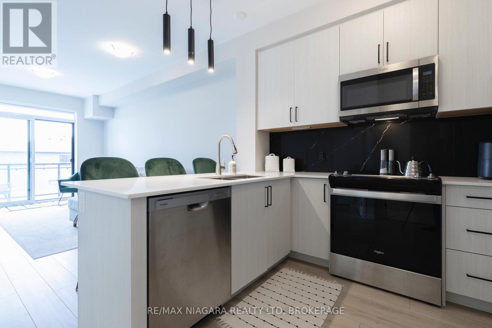 208 - 120 Springvalley Crescent, Hamilton, Ontario  L9C 0G2 - Photo 19 - X13040308