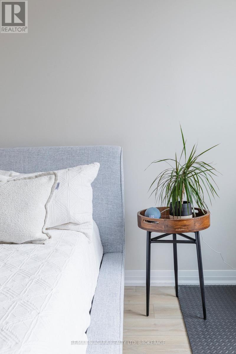 208 - 120 Springvalley Crescent, Hamilton, Ontario  L9C 0G2 - Photo 28 - X13040308