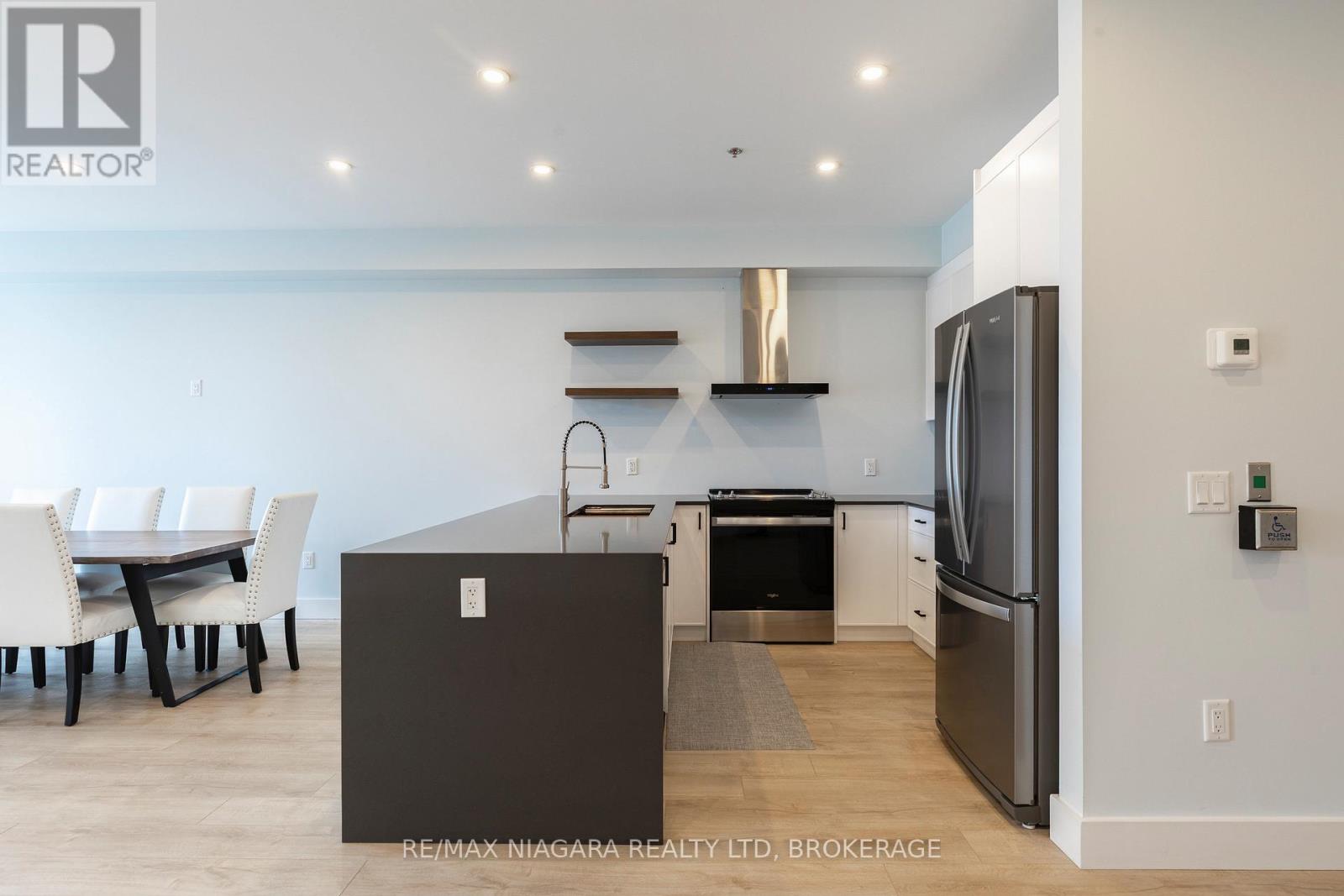 208 - 120 Springvalley Crescent, Hamilton, Ontario  L9C 0G2 - Photo 43 - X13040308