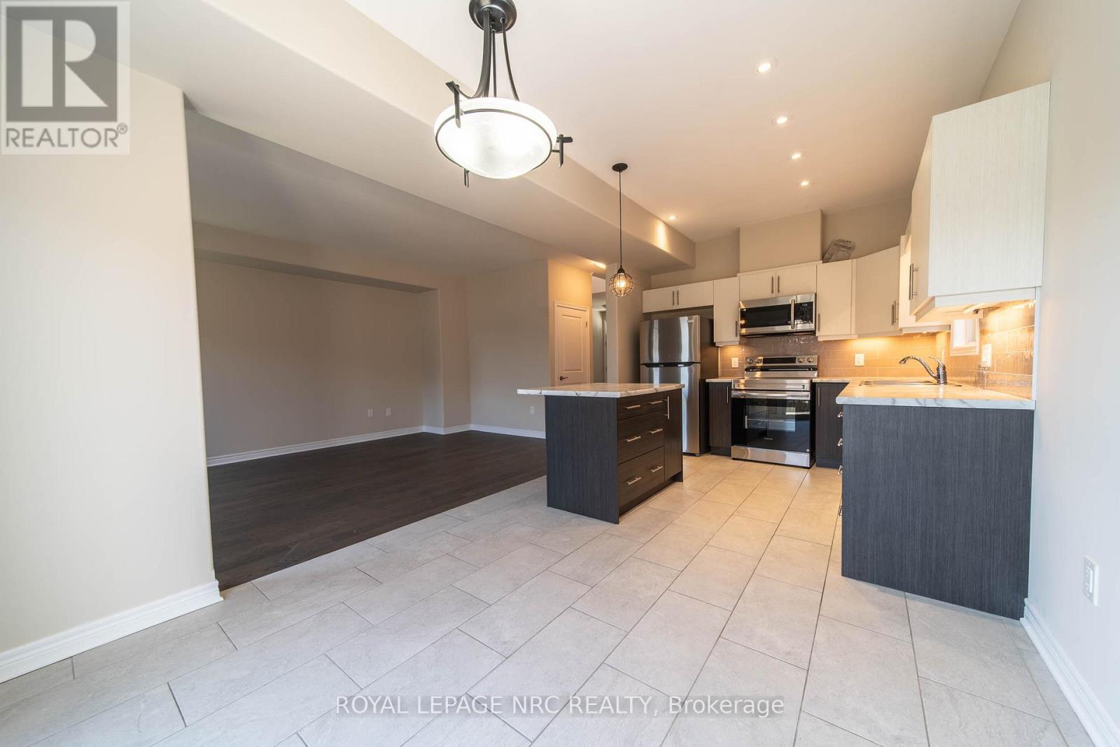 1 Sparkle Drive, Thorold, Ontario  L0S 1A0 - Photo 14 - X13040322