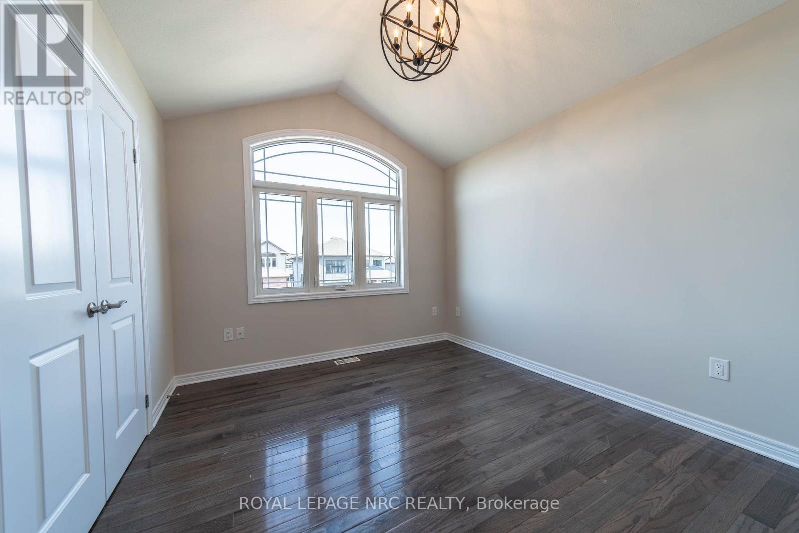 1 Sparkle Drive, Thorold, Ontario  L0S 1A0 - Photo 19 - X13040322