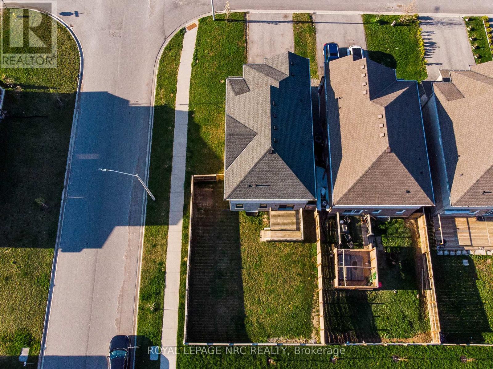 1 Sparkle Drive, Thorold, Ontario  L0S 1A0 - Photo 2 - X13040322