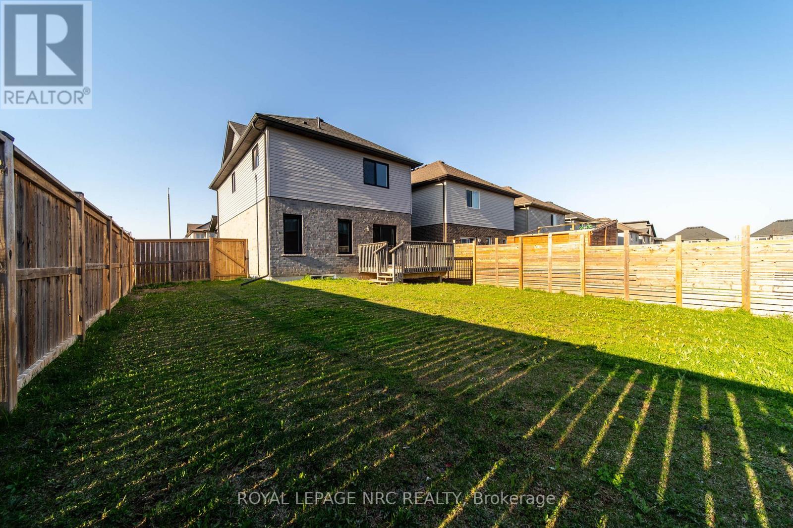1 Sparkle Drive, Thorold, Ontario  L0S 1A0 - Photo 35 - X13040322