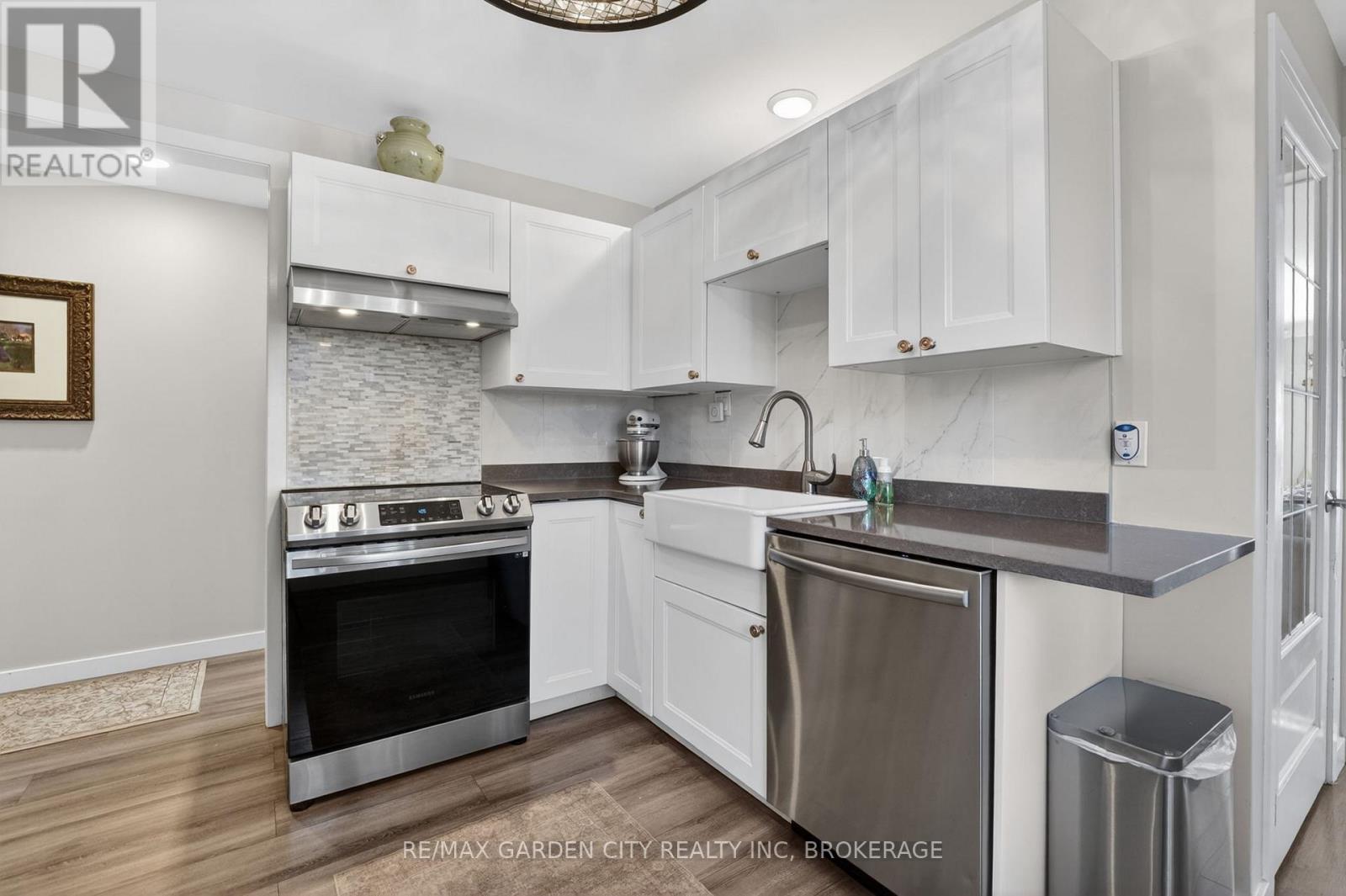 24 Bogart Street, St. Catharines, Ontario  L2M 1E6 - Photo 12 - X13040394