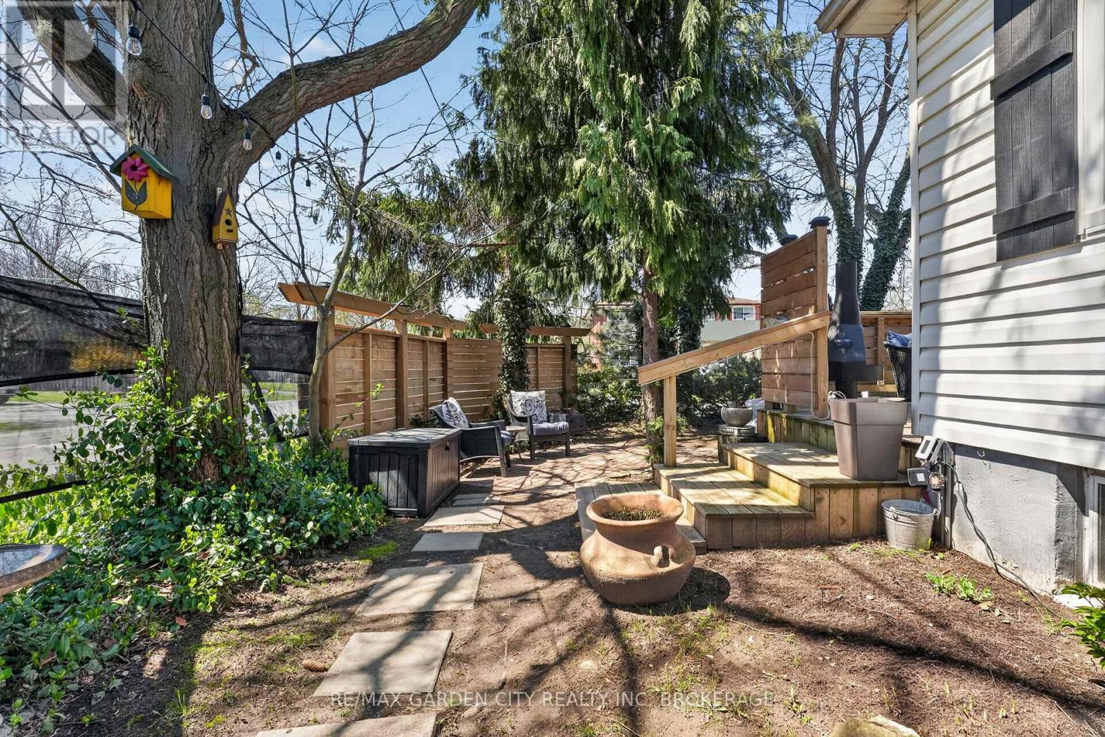 24 Bogart Street, St. Catharines, Ontario  L2M 1E6 - Photo 36 - X13040394