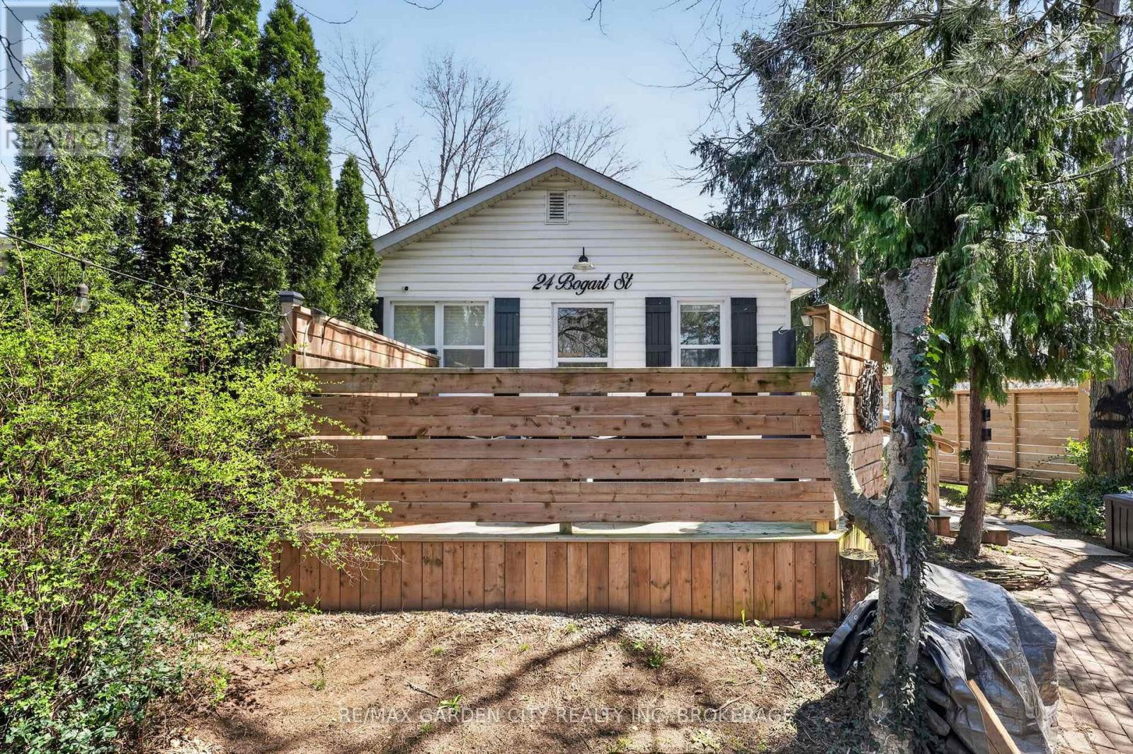 24 Bogart Street, St. Catharines, Ontario  L2M 1E6 - Photo 41 - X13040394