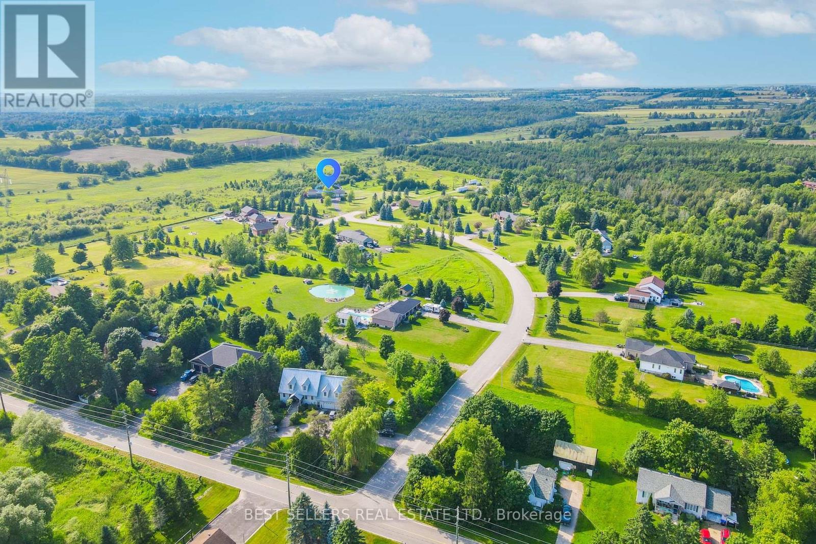 14 Pioneer Ridge Court, Essa, Ontario  L0L 1N0 - Photo 2 - N12613812