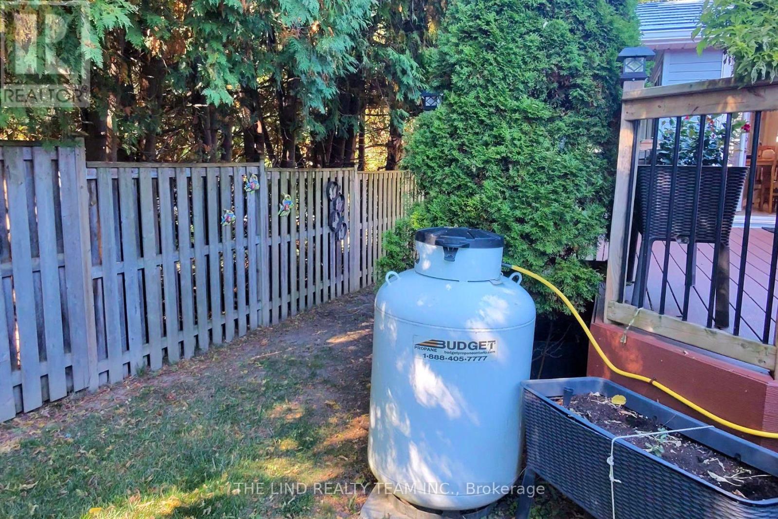 272 Jeff Smith Court, Newmarket, Ontario  L3Y 8C5 - Photo 46 - N12848758