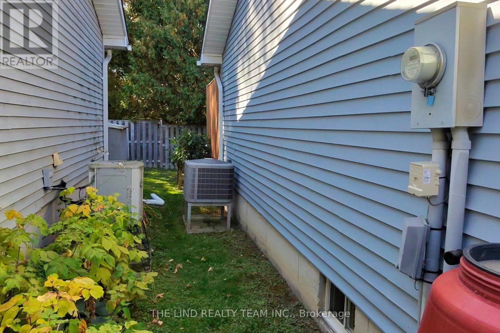 272 Jeff Smith Court, Newmarket, Ontario  L3Y 8C5 - Photo 41 - N12848758