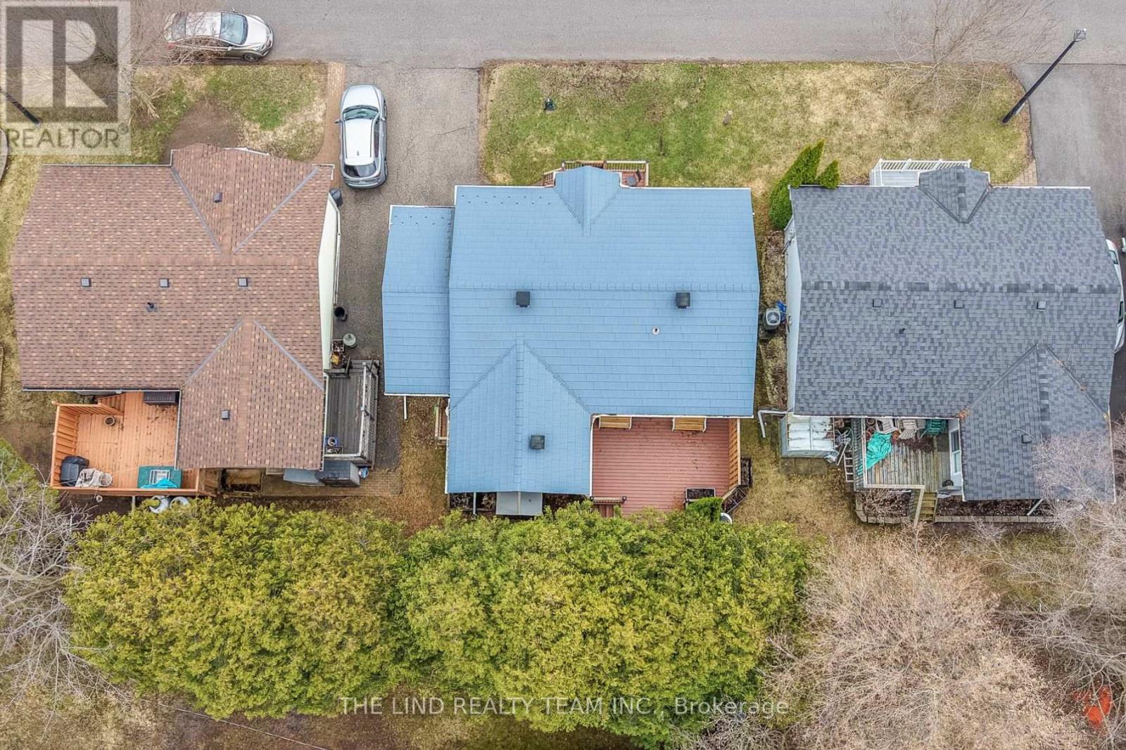 272 Jeff Smith Court, Newmarket, Ontario  L3Y 8C5 - Photo 36 - N12849334