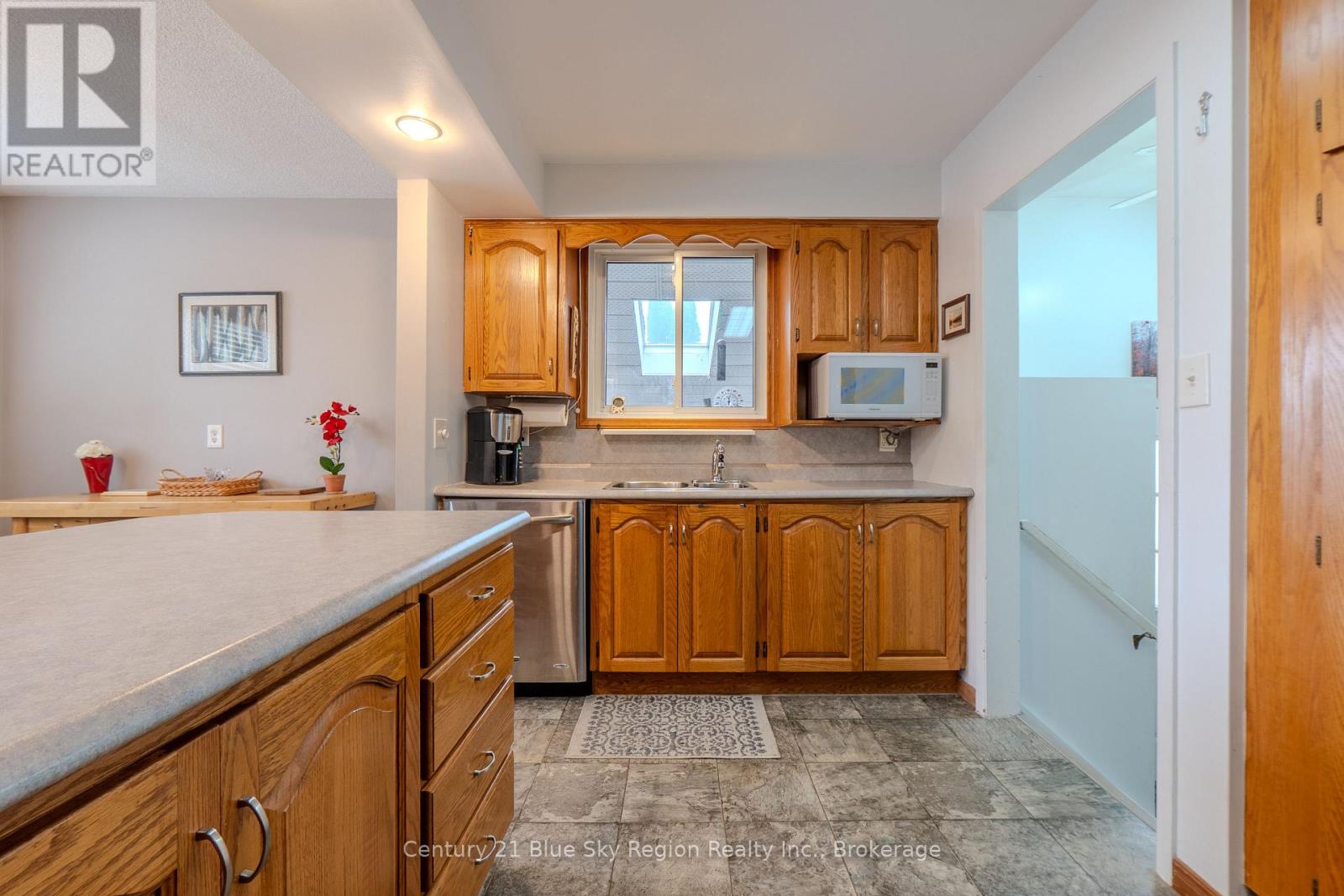 755 Danforth Avenue, Sudbury Remote Area, Ontario  P3A 3Y7 - Photo 10 - X13040236