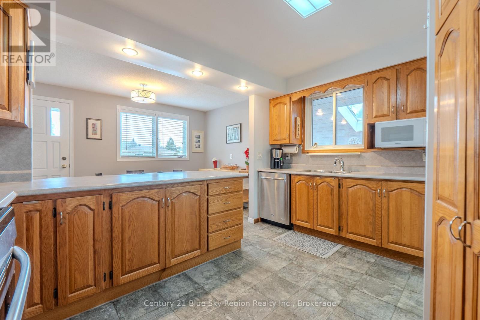 755 Danforth Avenue, Sudbury Remote Area, Ontario  P3A 3Y7 - Photo 12 - X13040236