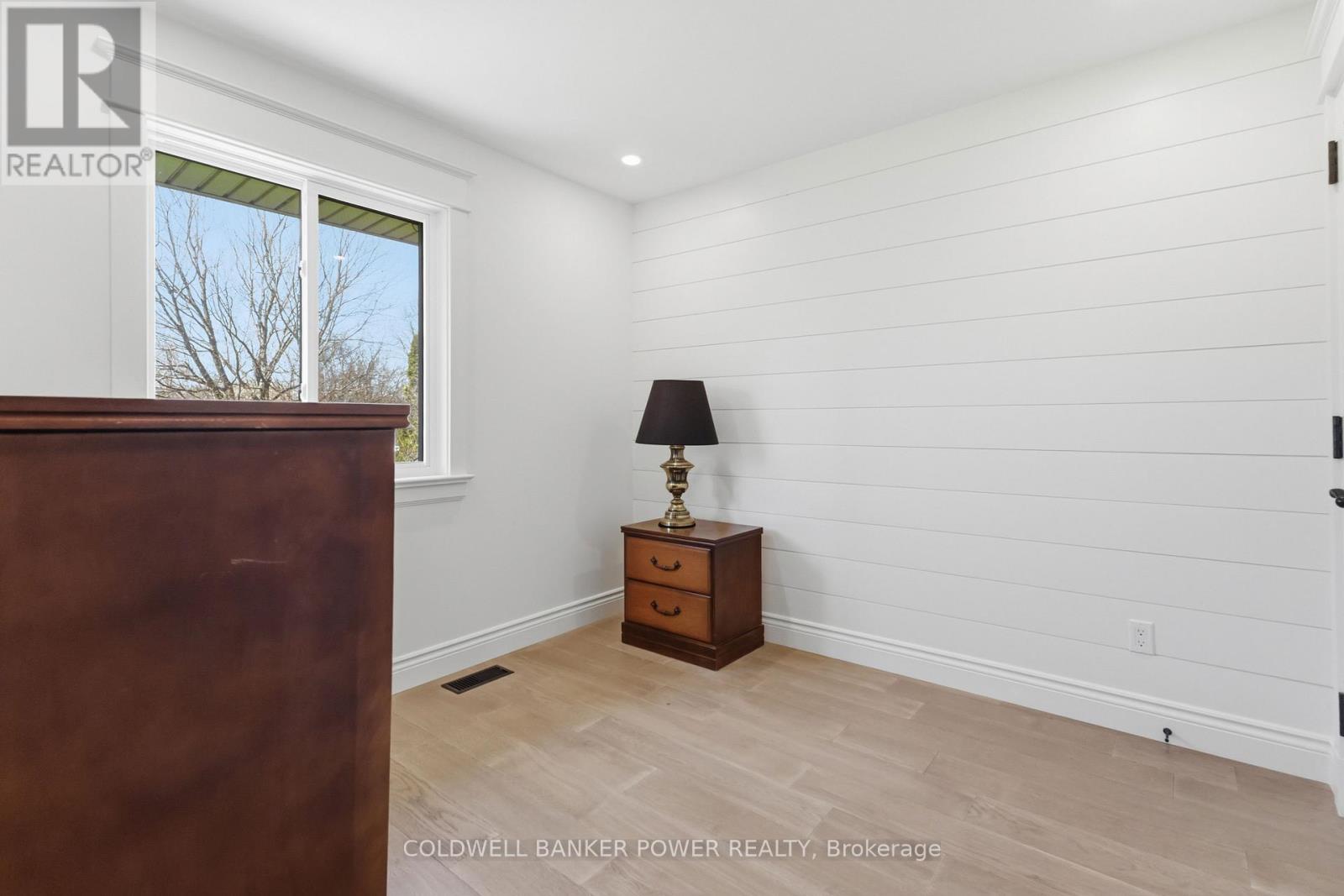 54 Lloyd Manor Crescent, London North, Ontario  N6H 3Z3 - Photo 32 - X13040094