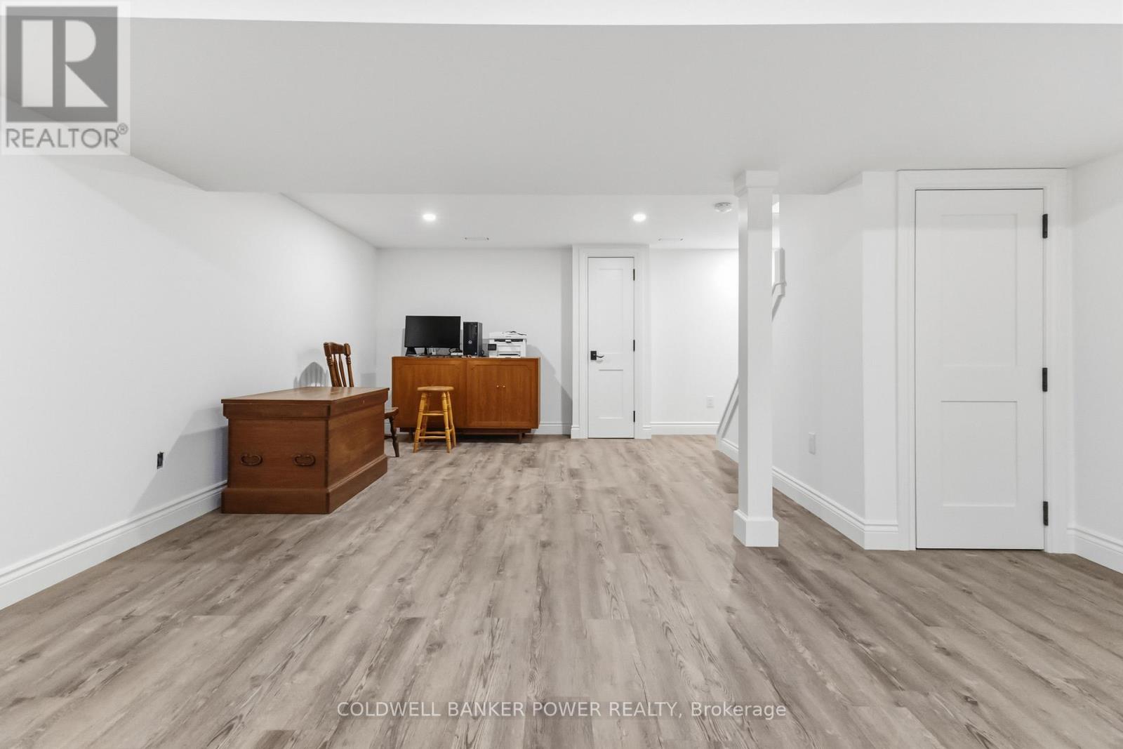 54 Lloyd Manor Crescent, London North, Ontario  N6H 3Z3 - Photo 40 - X13040094