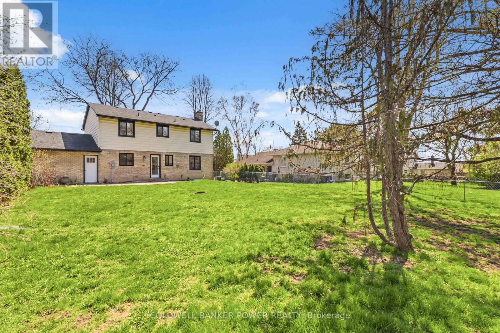 54 Lloyd Manor Crescent, London North, Ontario  N6H 3Z3 - Photo 44 - X13040094