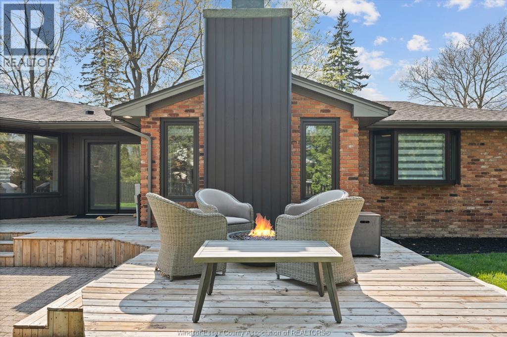 3480 Ouellette, Windsor, Ontario  N9E 3L9 - Photo 29 - 26009126