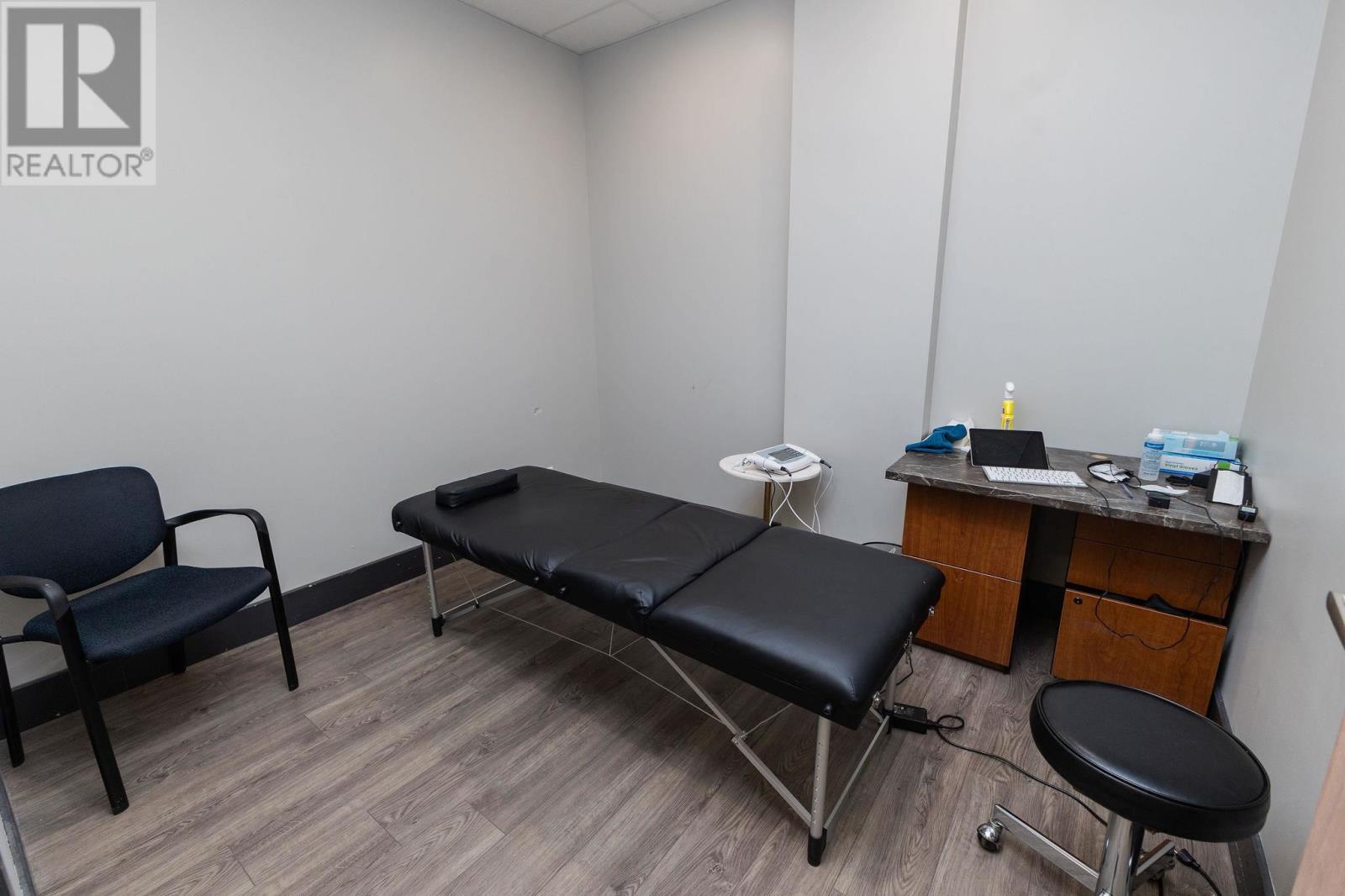 644 Queen St E, Sault Ste. Marie, Ontario  P6A 2A4 - Photo 27 - SM252952