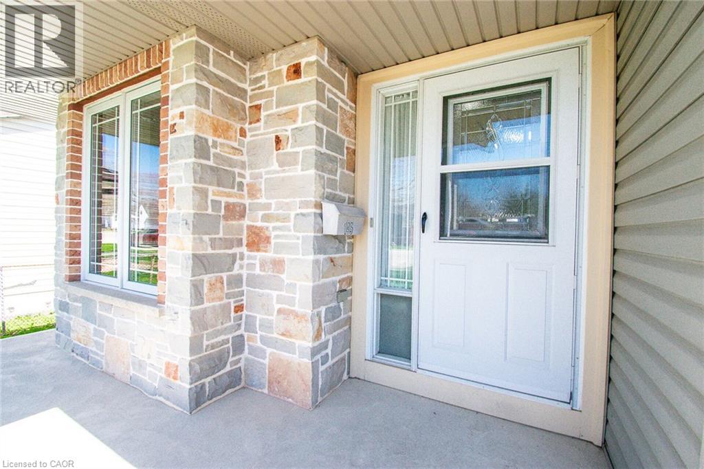 145 Fairview Avenue E, Dunnville, Ontario  N1A 1B2 - Photo 5 - 40823718