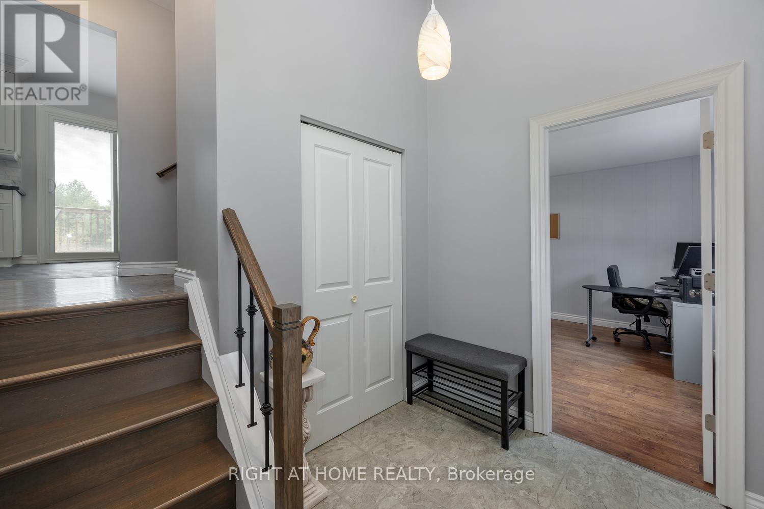 17 Crestview Avenue, Scugog, Ontario  L0B 1B0 - Photo 27 - E13040252