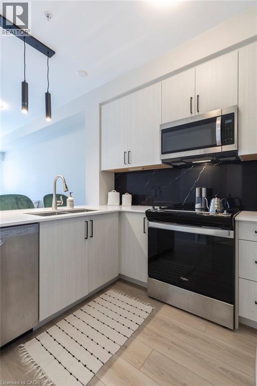 120 Springvalley Crescent Unit# 208, Hamilton, Ontario  L9C 0G2 - Photo 23 - 40823430