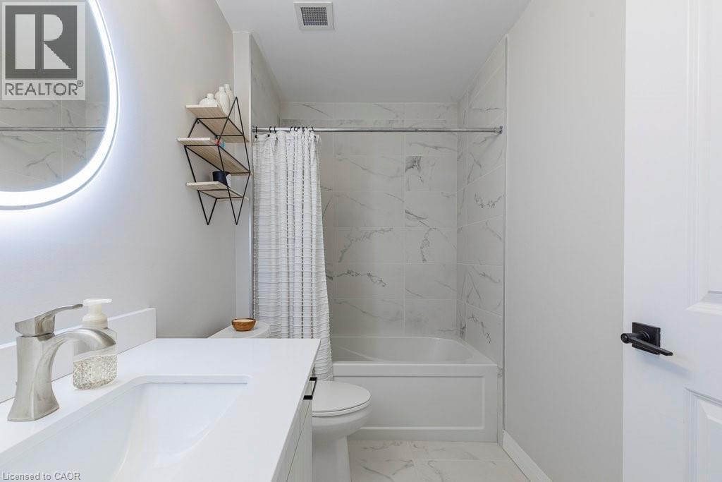 120 Springvalley Crescent Unit# 208, Hamilton, Ontario  L9C 0G2 - Photo 38 - 40823430