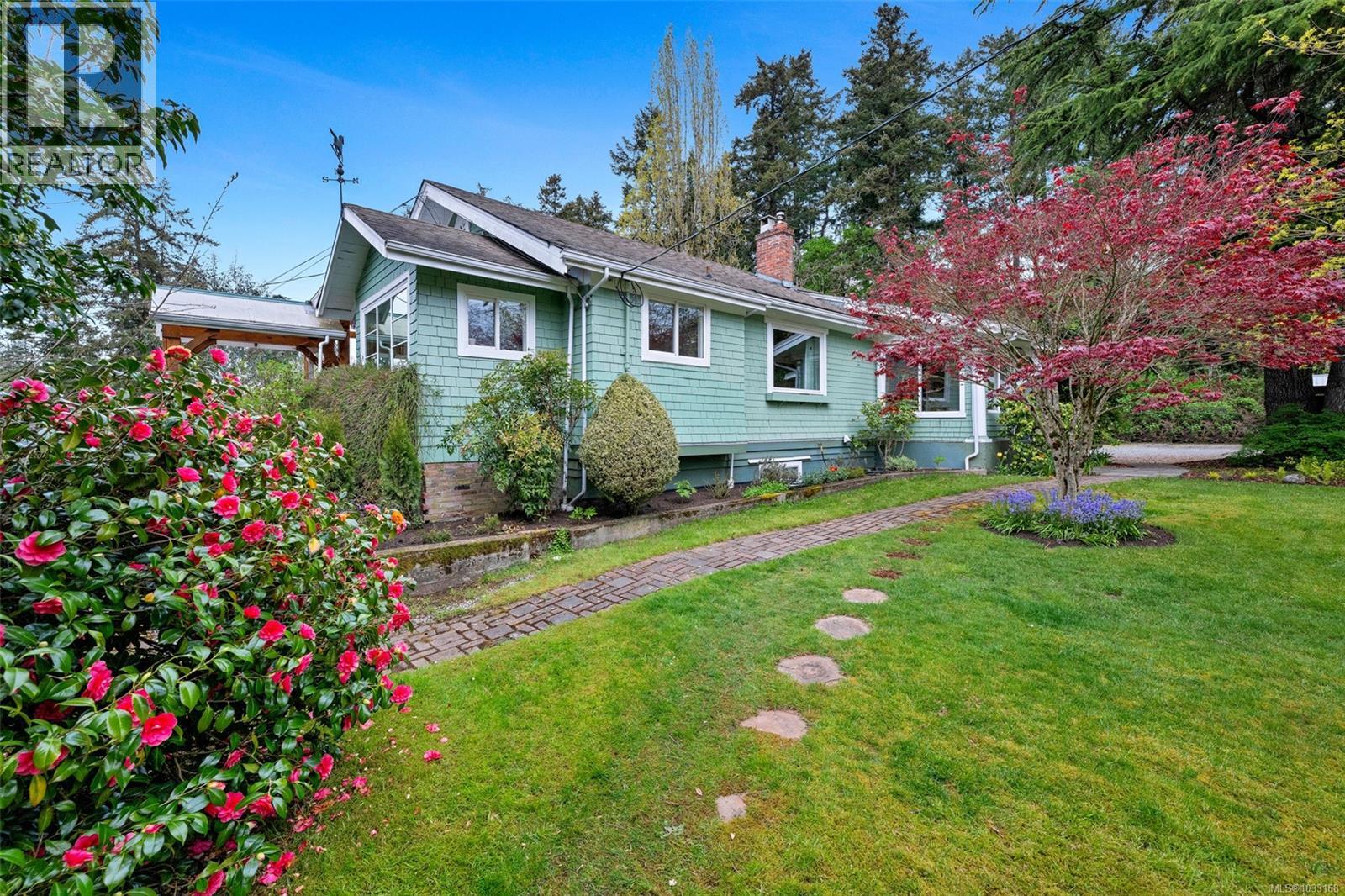 7356 Wallace Dr, Central Saanich, British Columbia  V8M 1S9 - Photo 12 - 1033168