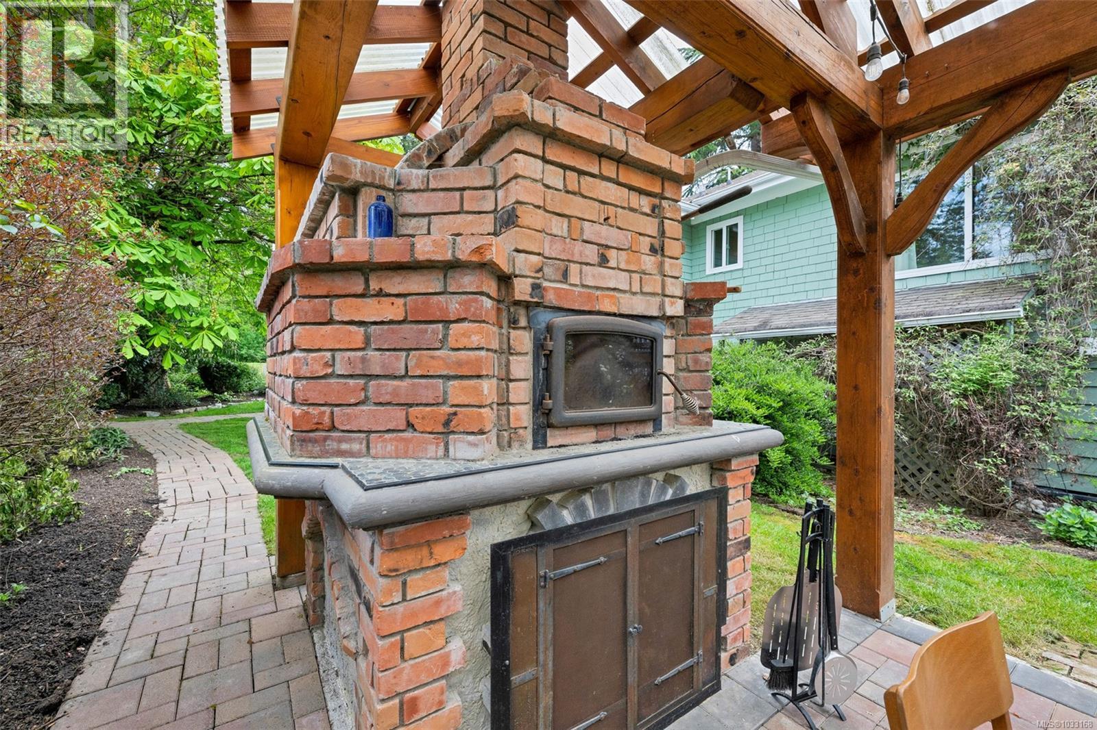 7356 Wallace Dr, Central Saanich, British Columbia  V8M 1S9 - Photo 46 - 1033168