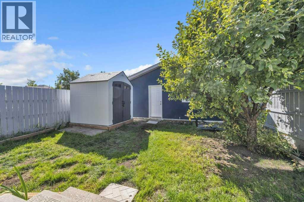 67 Martinwood Road Ne, Calgary, Alberta  T3J 3G7 - Photo 32 - A2297198